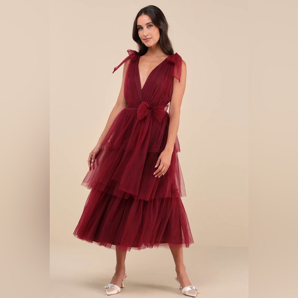 NWOT Lulu’s Flawless Arrival Burgundy Tulle Tiered Maxi Dress M $98 Medium - Picture 6 of 8
